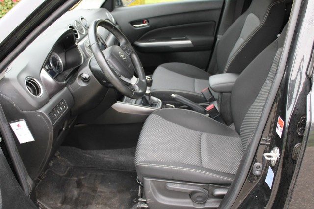 SUZUKI VITARA 1.4 129pk Select Smart Hybrid ACC/ECC/navi/trekhaak, Autobedrijf Roetert, Loenen