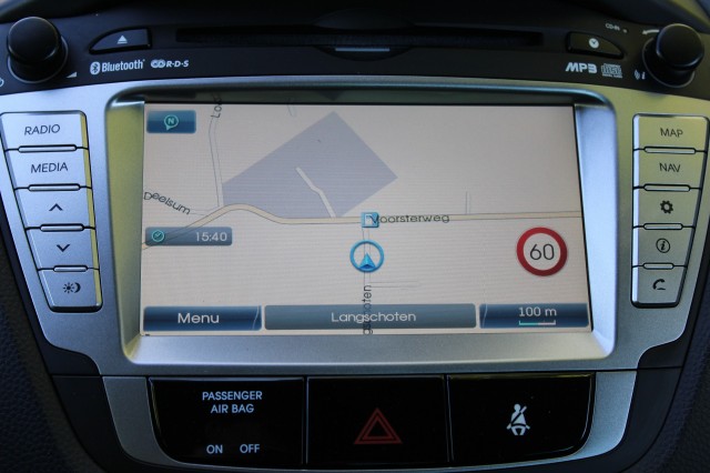 HYUNDAI IX35 2.0I 163pk Business Edition ECC/cruise/navi/camera/trekhaak, Autobedrijf Roetert, Loenen