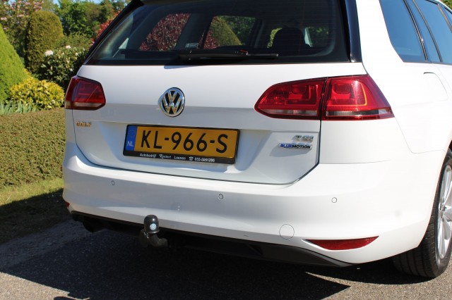 VOLKSWAGEN GOLF Variant 1.0 TSI 116pk Connected ECC/Navi/Camera/DAB/Trekhaak, Autobedrijf Roetert, Loenen