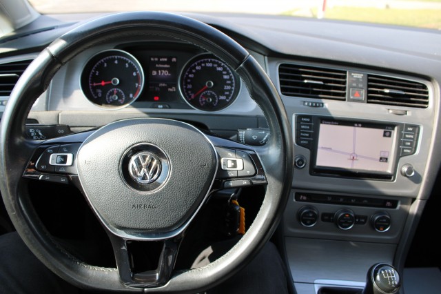 VOLKSWAGEN GOLF Variant 1.0 TSI 116pk Connected ECC/Navi/Camera/DAB/Trekhaak, Autobedrijf Roetert, Loenen