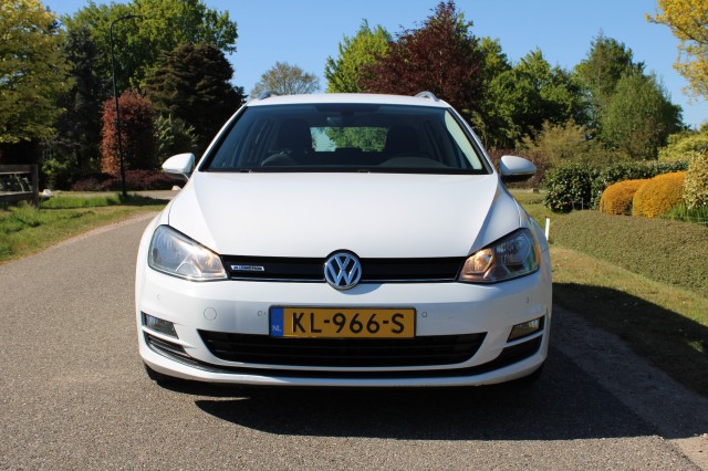 VOLKSWAGEN GOLF Variant 1.0 TSI 116pk Connected ECC/Navi/Camera/DAB/Trekhaak, Autobedrijf Roetert, Loenen