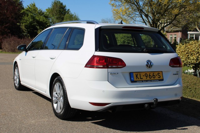 VOLKSWAGEN GOLF Variant 1.0 TSI 116pk Connected ECC/Navi/Camera/DAB/Trekhaak, Autobedrijf Roetert, Loenen