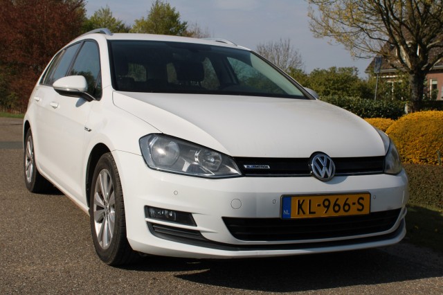 VOLKSWAGEN GOLF Variant 1.0 TSI 116pk Connected ECC/Navi/Camera/DAB/Trekhaak, Autobedrijf Roetert, Loenen