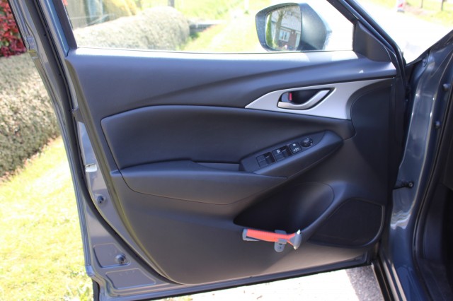 MAZDA CX-3 2.0 SkyActiv-G 121pk Comfort ECC/Cruise/PDC/DAB/Stoeverw, Autobedrijf Roetert, Loenen