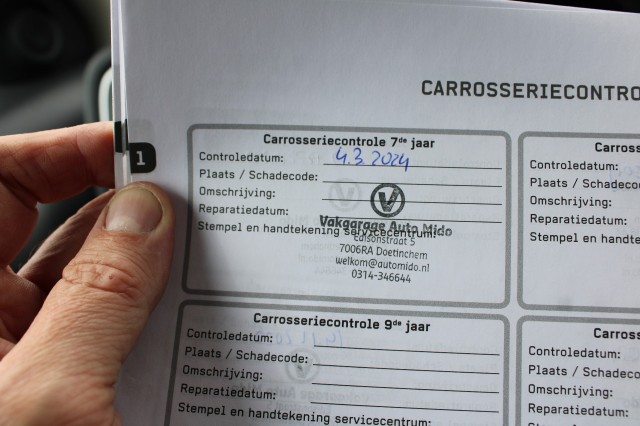 MITSUBISHI OUTLANDER 2.0 150pk Business Edition Automaat ECC/cruise/camera/navi/DAB/trekhaak, Autobedrijf Roetert, Loenen