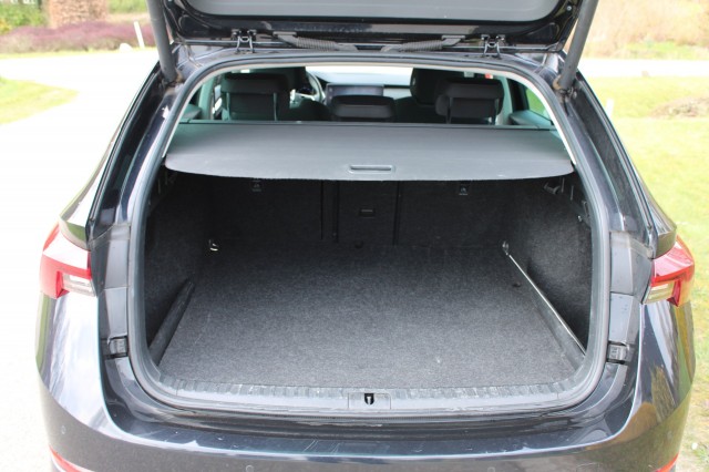 SKODA OCTAVIA Combi 1.4 TSI 204pk iV PHEV Automaat Business Edition Plus, Autobedrijf Roetert, Loenen