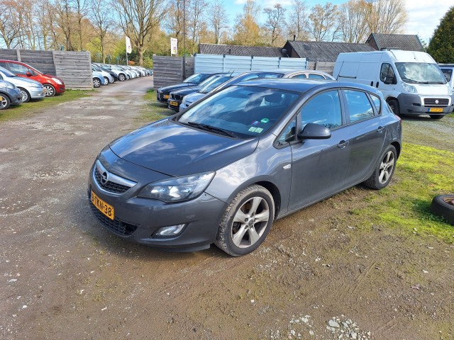 OPEL ASTRA 1.7 CDTI 110pk S/S Cosmo 5-deurs airco/cruise handel/export , Autobedrijf Roetert, Loenen