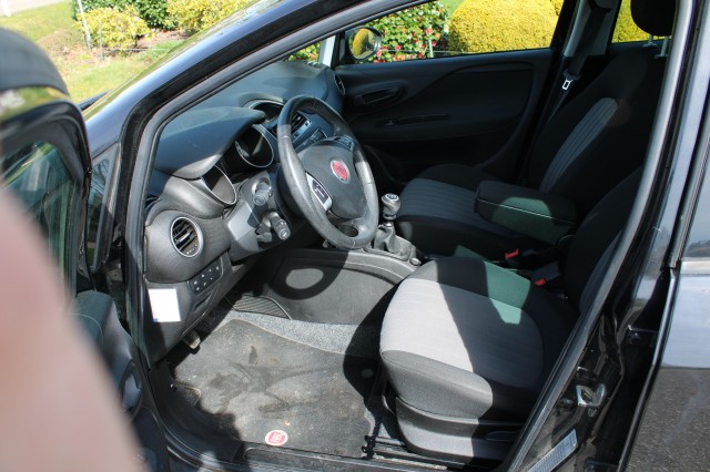 FIAT PUNTO EVO 0.9 TwinAir 101pk Sempre 5-drs ECC/Cruise/Navi/PDC, Autobedrijf Roetert, Loenen