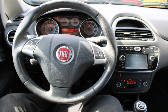 FIAT PUNTO EVO 0.9 TwinAir 101pk Sempre 5-drs ECC/Cruise/Navi/PDC, Autobedrijf Roetert, Loenen