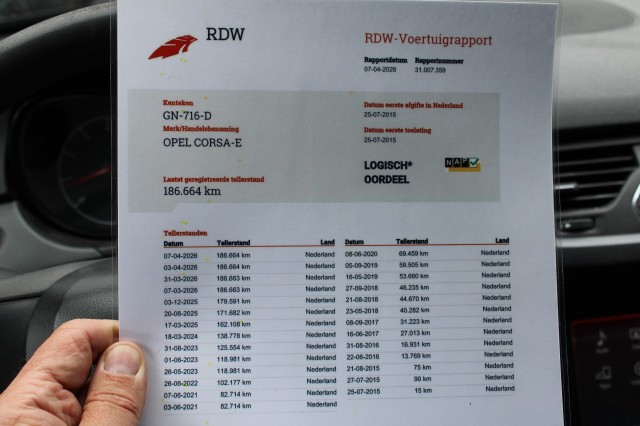 OPEL CORSA-E 1.4 90pk Business+ automaat rolstoellift airco/handgas+rem/trekhaak 5-deurs, Autobedrijf Roetert, Loenen