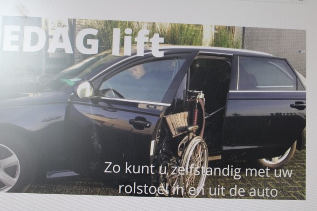 OPEL CORSA-E 1.4 90pk Business+ automaat rolstoellift airco/handgas+rem/trekhaak 5-deurs, Autobedrijf Roetert, Loenen