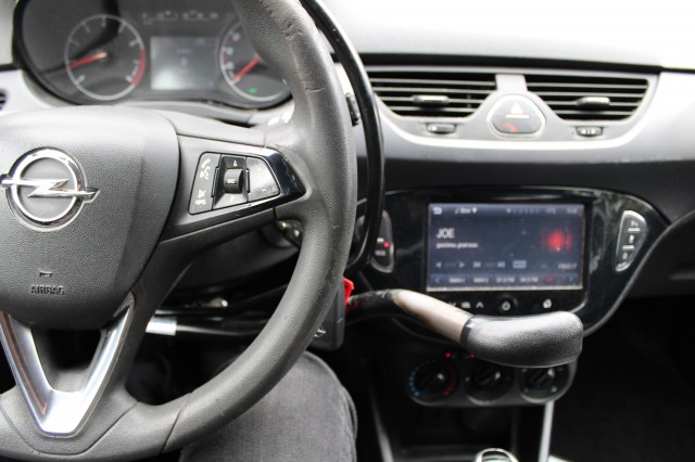 OPEL CORSA-E 1.4 90pk Business+ automaat rolstoellift airco/handgas+rem/trekhaak 5-deurs, Autobedrijf Roetert, Loenen