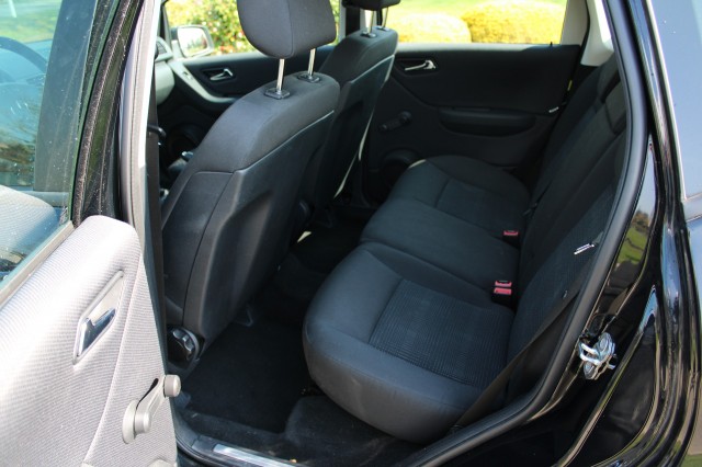 MERCEDES-BENZ A-KLASSE 160 1.5i 95pk Business Class airco/camera/bluetooth/navi/trekhaak, Autobedrijf Roetert, Loenen