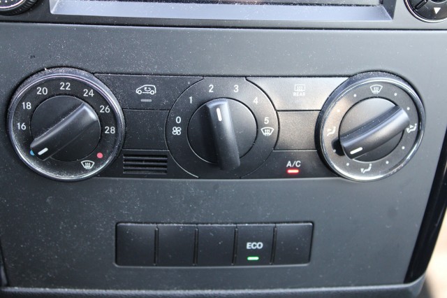 MERCEDES-BENZ A-KLASSE 160 1.5i 95pk Business Class airco/camera/bluetooth/navi/trekhaak, Autobedrijf Roetert, Loenen