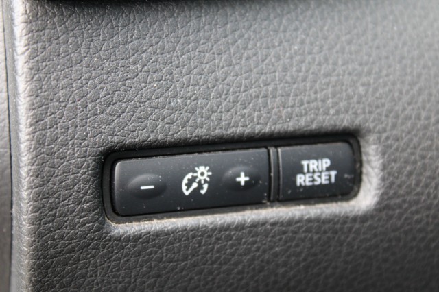 NISSAN QASHQAI 1.2 116pk Tekna automaat camera/ECC/cruise/panodak/trekhaak, Autobedrijf Roetert, Loenen