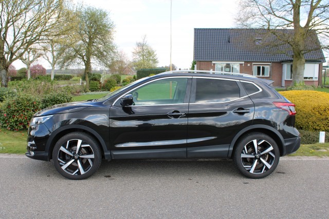 NISSAN QASHQAI 1.2 116pk Tekna automaat camera/ECC/cruise/panodak/trekhaak, Autobedrijf Roetert, Loenen