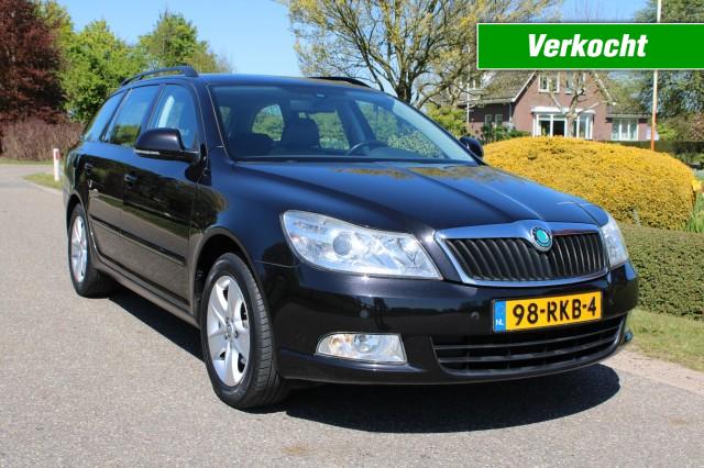 SKODA OCTAVIA Combi 1.2TSI 105pk Ambition Business ECC/cruise/navi/PDC/trekhaak, Autobedrijf Roetert, Loenen