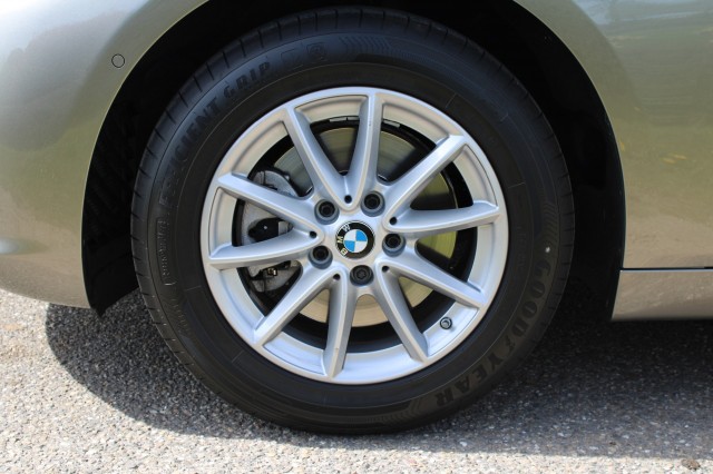 BMW 2-SERIE ACTIVE TOURER 218i 136pk Automaat Essential ECC/Cruise/Navi/PDC/Trekhaak, Autobedrijf Roetert, Loenen