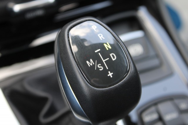 BMW 2-SERIE ACTIVE TOURER 218i 136pk Automaat Essential ECC/Cruise/Navi/PDC/Trekhaak, Autobedrijf Roetert, Loenen