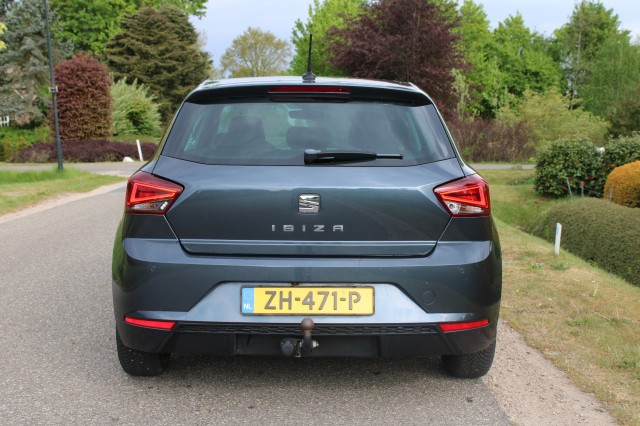 SEAT IBIZA 1.0 TSI 116pk Automaat 5-drs Business Intense Cruise/CarPlay/Camera/Trekhaak, Autobedrijf Roetert, Loenen