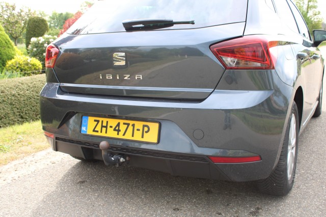 SEAT IBIZA 1.0 TSI 116pk Automaat 5-drs Business Intense Cruise/CarPlay/Camera/Trekhaak, Autobedrijf Roetert, Loenen