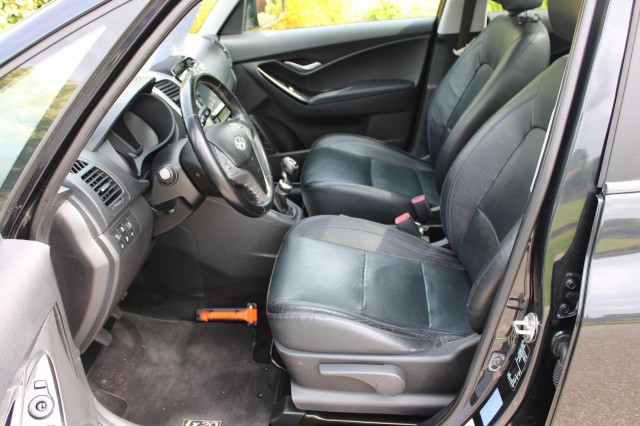 HYUNDAI IX20 1.6i 125pk i-Catcher ECC/Cruise/Navi/Leer/Panoramadak, Autobedrijf Roetert, Loenen