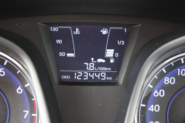 HYUNDAI IX20 1.6i 125pk i-Catcher ECC/Cruise/Navi/Leer/Panoramadak, Autobedrijf Roetert, Loenen