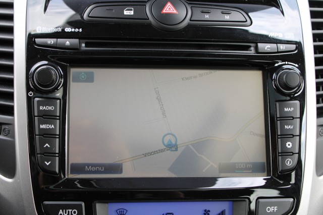 HYUNDAI IX20 1.6i 125pk i-Catcher ECC/Cruise/Navi/Leer/Panoramadak, Autobedrijf Roetert, Loenen