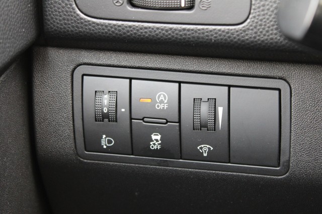 HYUNDAI IX20 1.6i 125pk i-Catcher ECC/Cruise/Navi/Leer/Panoramadak, Autobedrijf Roetert, Loenen