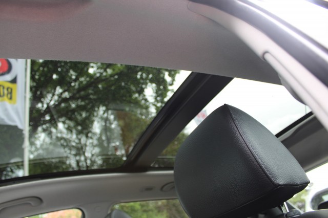 HYUNDAI IX20 1.6i 125pk i-Catcher ECC/Cruise/Navi/Leer/Panoramadak, Autobedrijf Roetert, Loenen