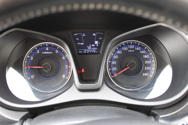 HYUNDAI IX20 1.6i 125pk i-Catcher ECC/Cruise/Navi/Leer/Panoramadak, Autobedrijf Roetert, Loenen