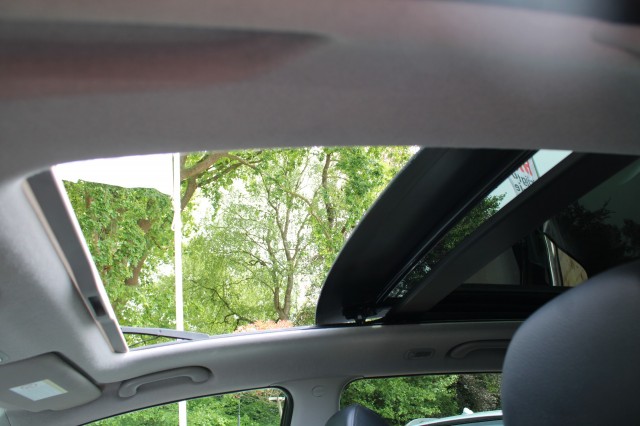 HYUNDAI IX20 1.6i 125pk i-Catcher ECC/Cruise/Navi/Leer/Panoramadak, Autobedrijf Roetert, Loenen