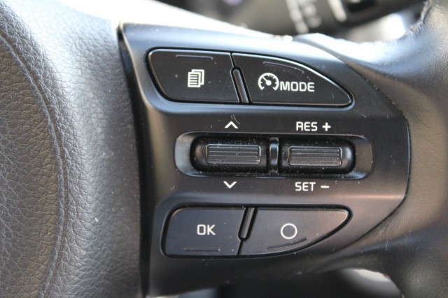 KIA STONIC 1.0 T-GDi 101pk Executive Line ECC/Cruise/Leer/Navi/DAB/Trekhaak, Autobedrijf Roetert, Loenen