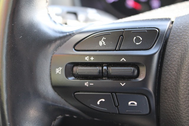 KIA STONIC 1.0 T-GDi 101pk Executive Line ECC/Cruise/Leer/Navi/DAB/Trekhaak, Autobedrijf Roetert, Loenen