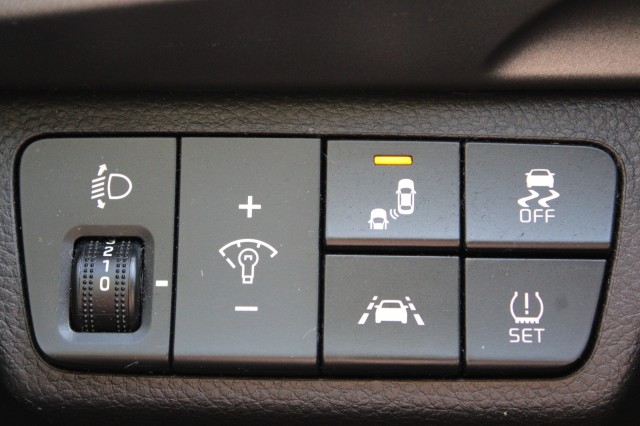 KIA STONIC 1.0 T-GDi 101pk Executive Line ECC/Cruise/Leer/Navi/DAB/Trekhaak, Autobedrijf Roetert, Loenen