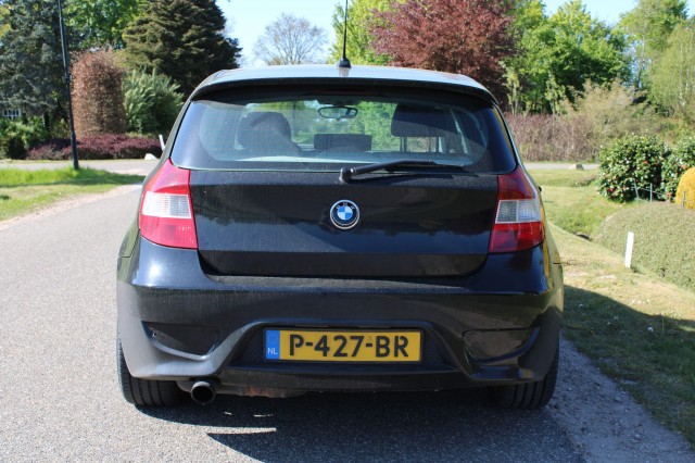 BMW 1-SERIE 116i 116pk Executive 5-drs ECC/Schuifdak/Stoelverwarming, Autobedrijf Roetert, Loenen