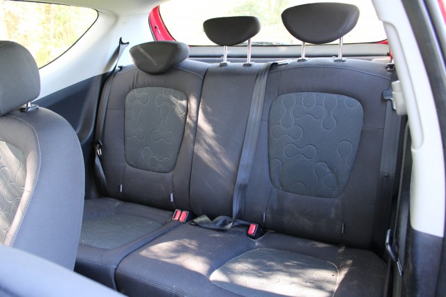 HYUNDAI I20 1.2i Active 3-deurs Airco, Autobedrijf Roetert, Loenen
