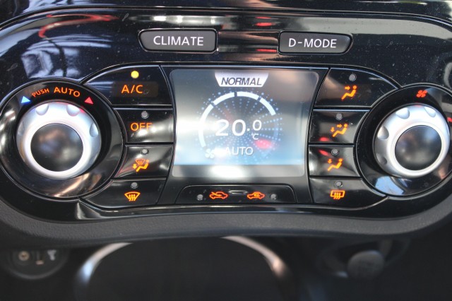 NISSAN JUKE 1.6 116pk Automaat Connect Edition ECC/Camera/Navi/Cruise/Stoelverw, Autobedrijf Roetert, Loenen