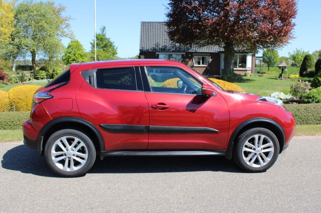 NISSAN JUKE 1.6 116pk Automaat Connect Edition ECC/Camera/Navi/Cruise/Stoelverw, Autobedrijf Roetert, Loenen