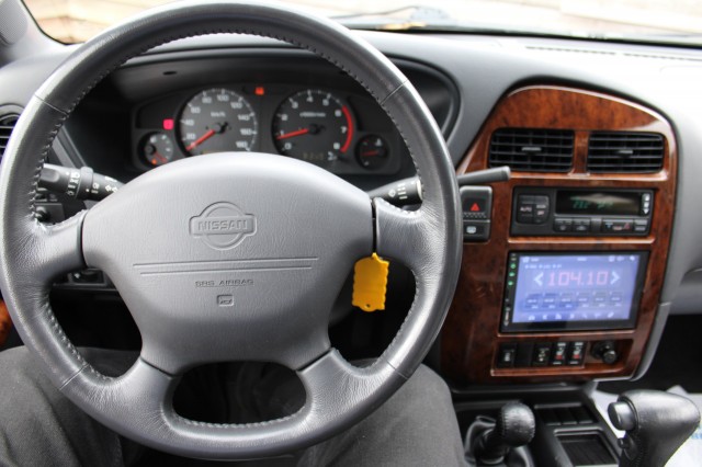 NISSAN PATHFINDER 3.3 V6 150pk, Autobedrijf Roetert, Loenen