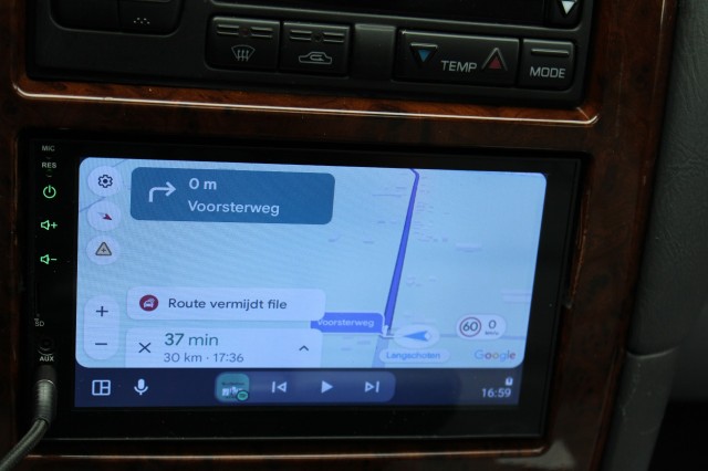 NISSAN PATHFINDER 3.3 V6 150pk, Autobedrijf Roetert, Loenen