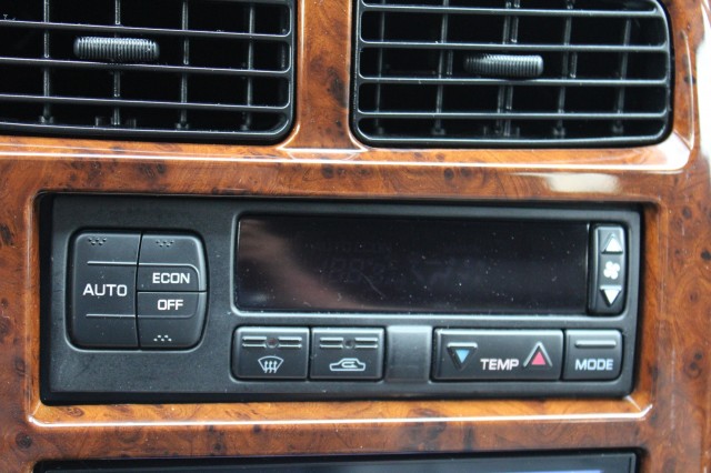 NISSAN PATHFINDER 3.3 V6 150pk, Autobedrijf Roetert, Loenen