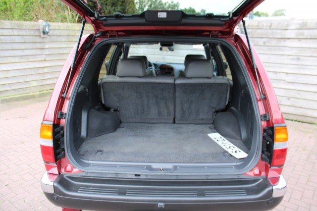 NISSAN PATHFINDER 3.3 V6 150pk, Autobedrijf Roetert, Loenen