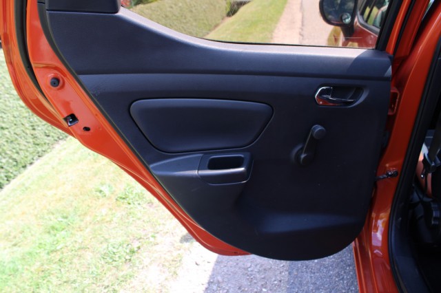 NISSAN MICRA 1.0L 73pk Acenta 5-drs Airco/Cruise/PDC/Trekhaak/CarPlay/Android, Autobedrijf Roetert, Loenen