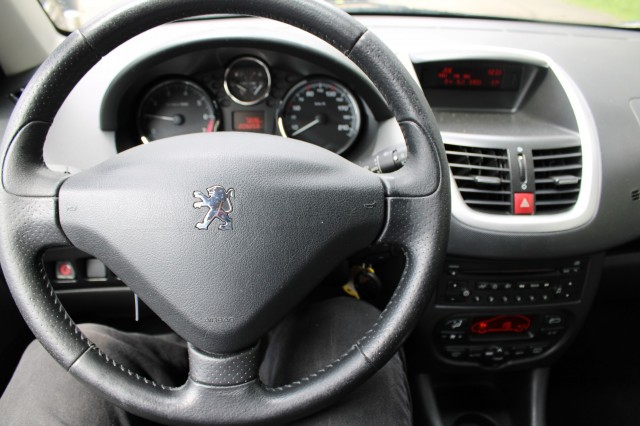 PEUGEOT 206 + 1.4 75pk Generation ECC/el.pakket/5-deurs, Autobedrijf Roetert, Loenen