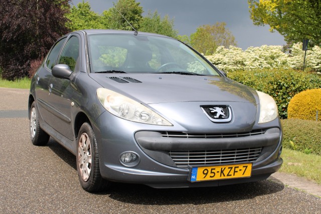 PEUGEOT 206 + 1.4 75pk Generation ECC/el.pakket/5-deurs, Autobedrijf Roetert, Loenen