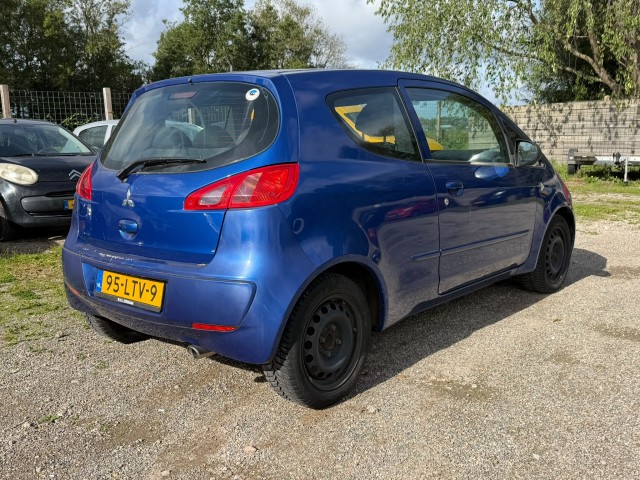 MITSUBISHI COLT 1.3 Inform 95pk. Airco/Radio/Bluetooth/AUXIN/USB, Autobedrijf Roetert, Loenen