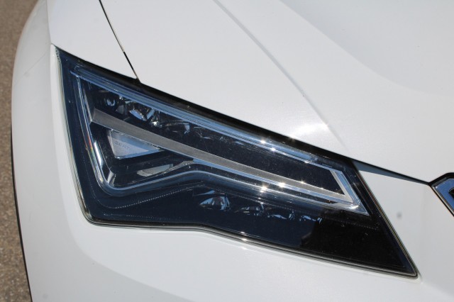 SEAT ATECA 1.4 TSI 150pk Automaat Style ECC/ACC/Navi/Camera/Trekhaak/CarPlay, Autobedrijf Roetert, Loenen