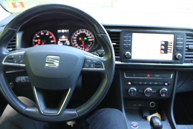 SEAT ATECA 1.4 TSI 150pk Automaat Style ECC/ACC/Navi/Camera/Trekhaak/CarPlay, Autobedrijf Roetert, Loenen