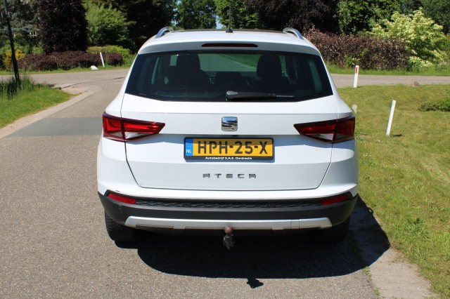 SEAT ATECA 1.4 TSI 150pk Automaat Style ECC/ACC/Navi/Camera/Trekhaak/CarPlay, Autobedrijf Roetert, Loenen
